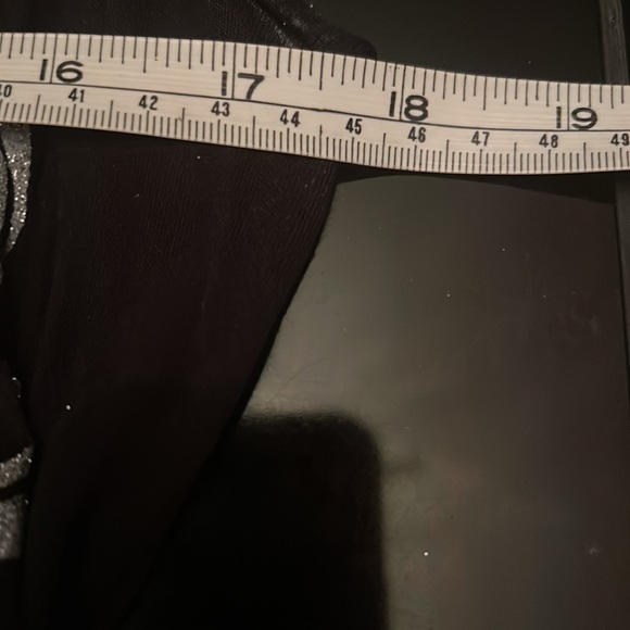 Hot Topic Skully Tank - Picture 4 of 5